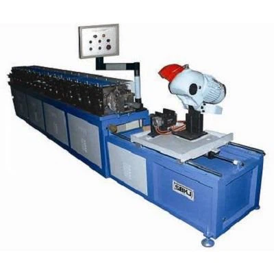 Máquina formadora de bridas