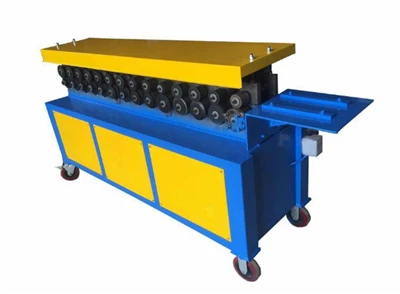 Máquina formadora de bridas para sistemas HVAC