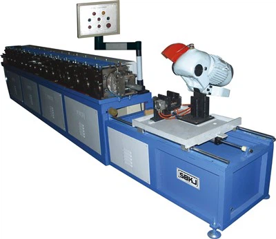 Máquina cortadora y formadora de conductos con bridas para sistemas de climatización